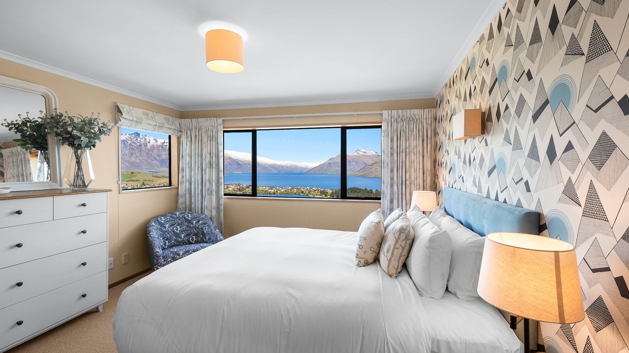 Photo of Bedroom in Queenstown