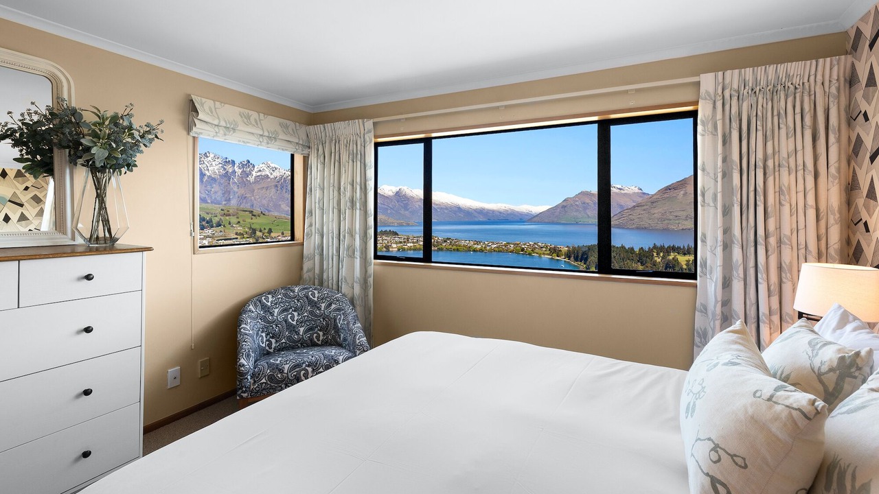 Photo of Bedroom in Queenstown