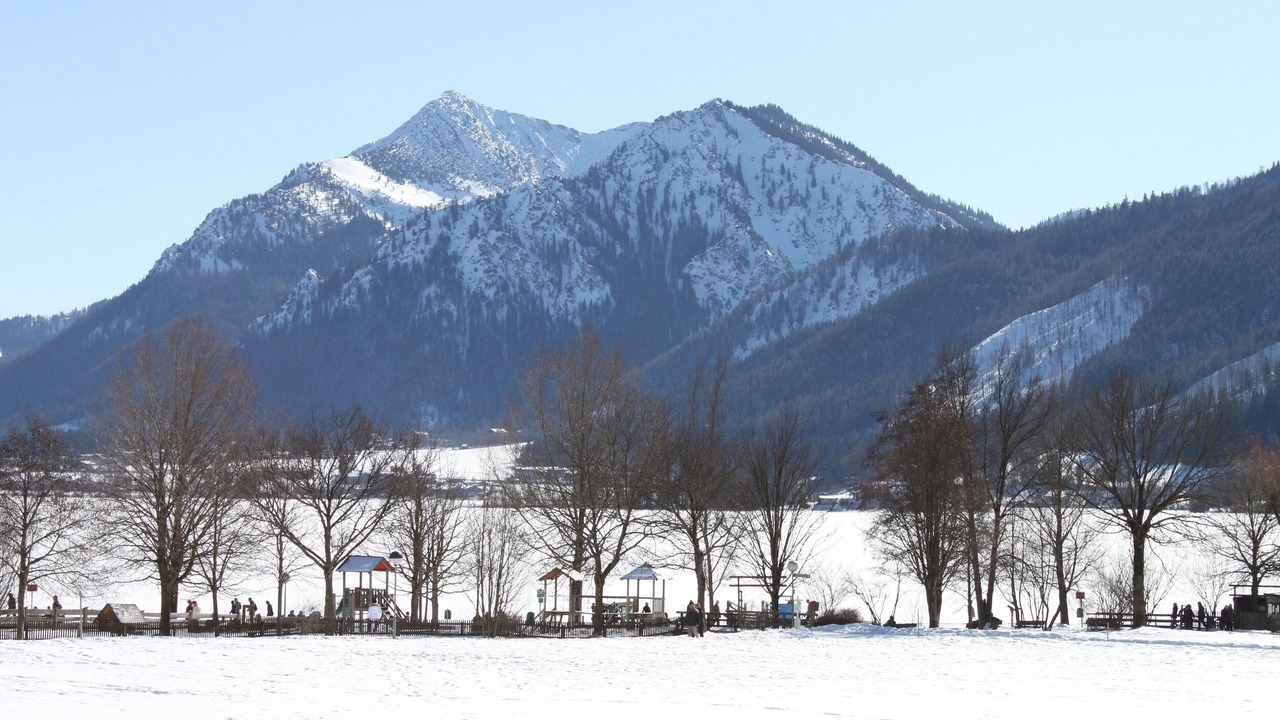Photo of Others in Neuhaus