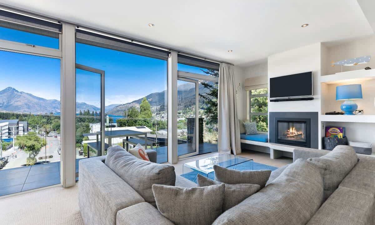 Photo of Patio Balcony in Queenstown City Centre