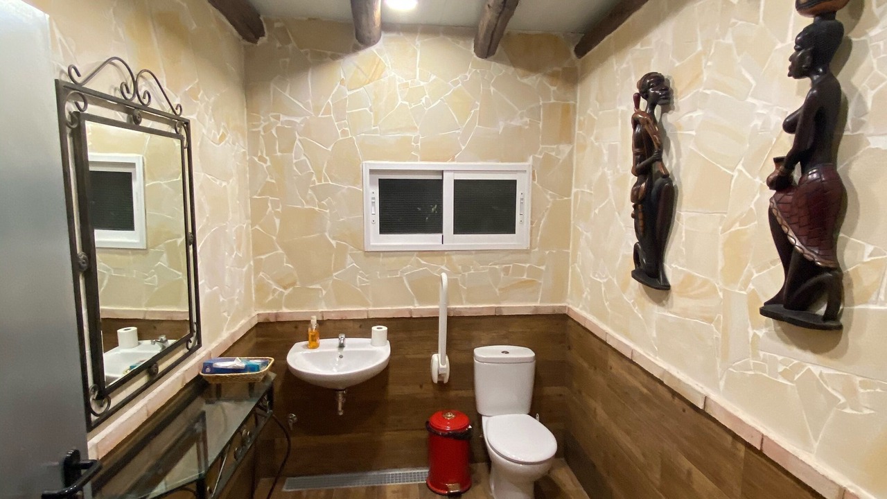 Photo of Bathroom in Baza