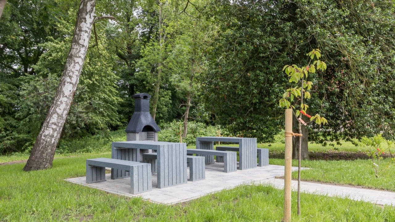 Photo of Outdoor in Waase