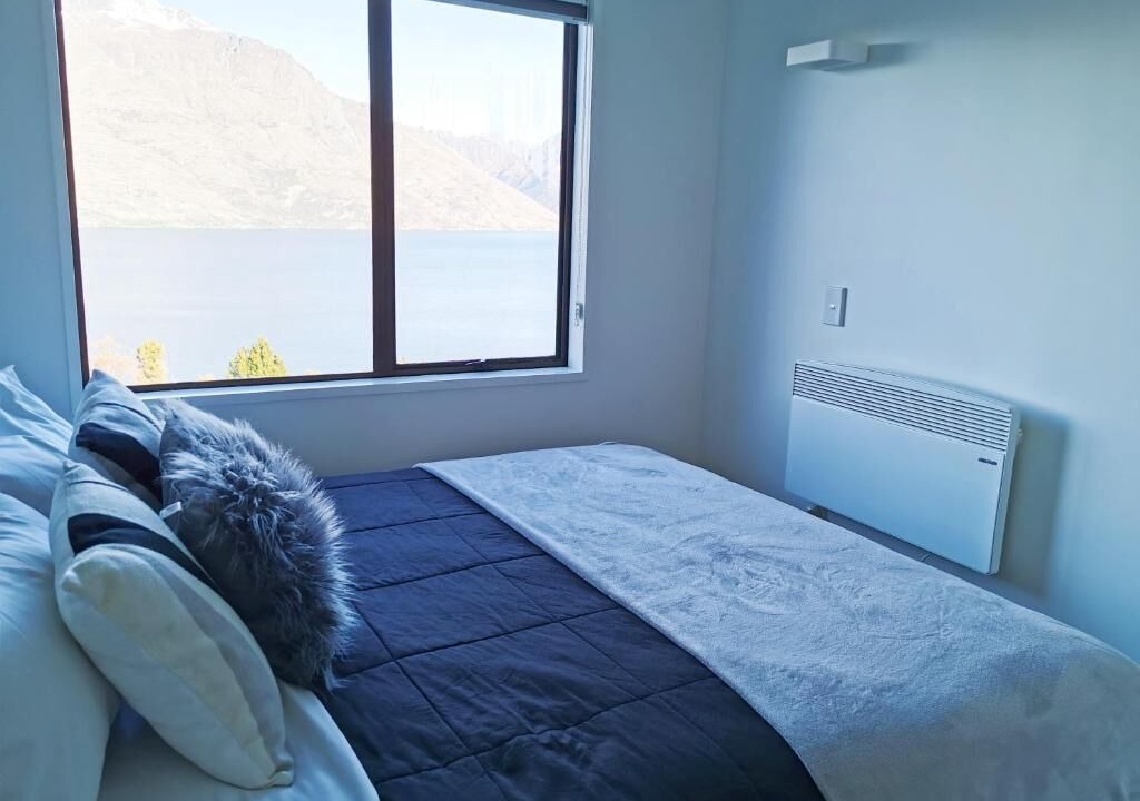 Photo of Bedroom in Sunshine Bay