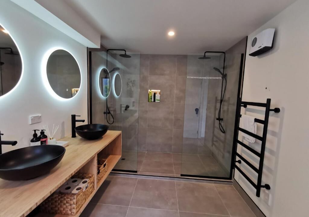 Photo of Bathroom in Sunshine Bay