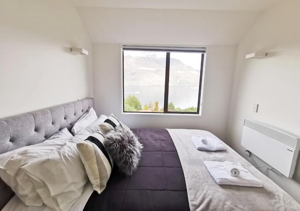 Photo of Bedroom in Sunshine Bay