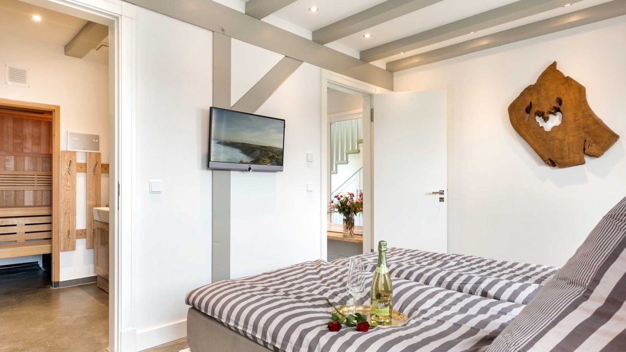 Photo of Bedroom in Waase