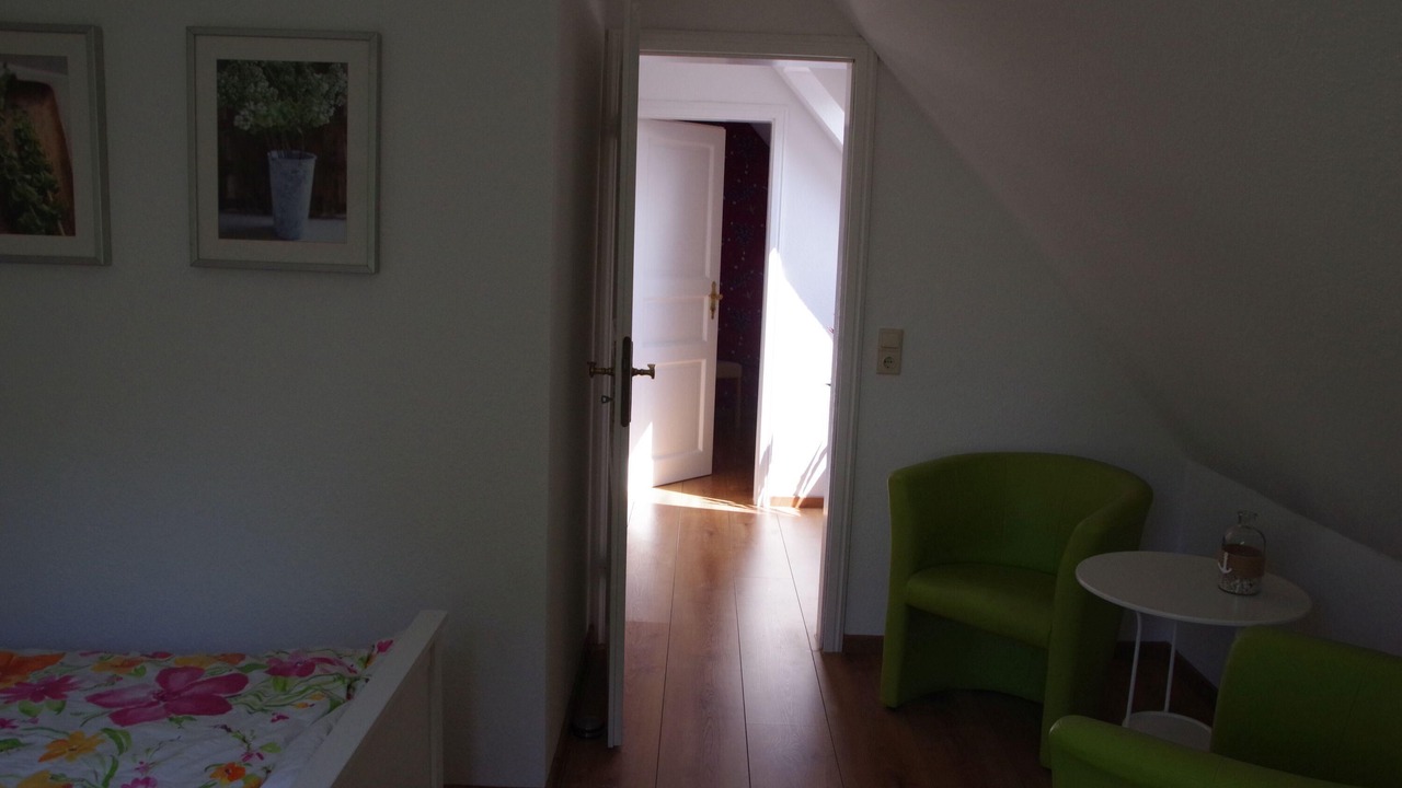 Photo of Bedroom in Pogum