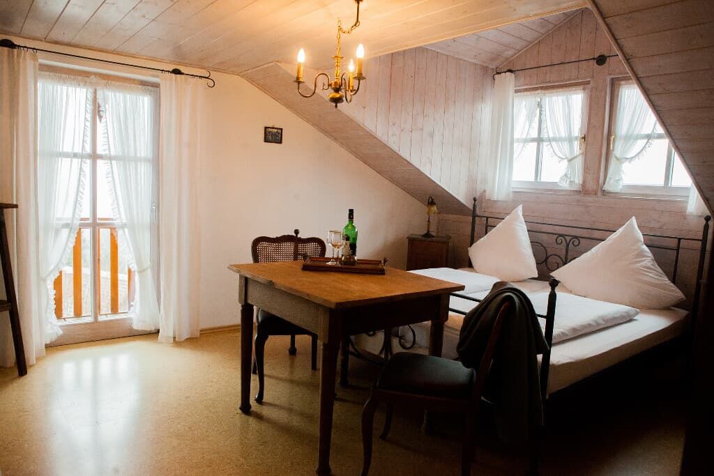 Photo of Bedroom in Lam