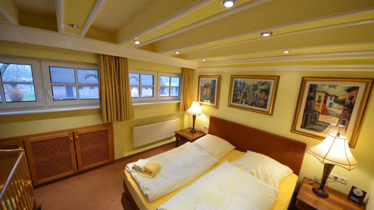 Photo of Bedroom in Gross Zicker