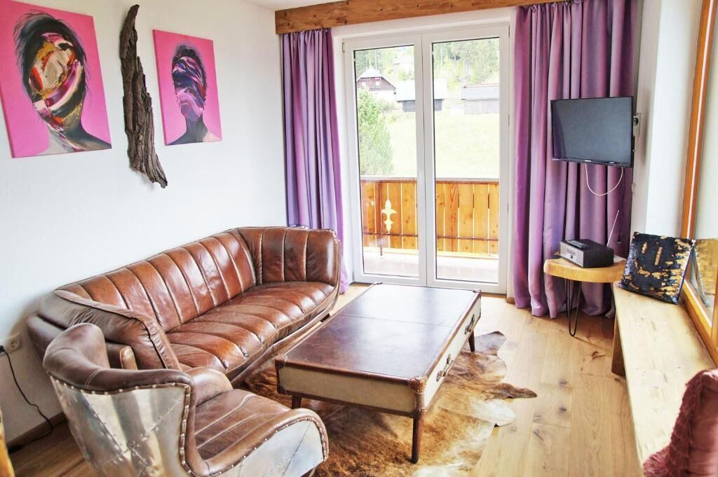 Photo of Livingroom in Auen