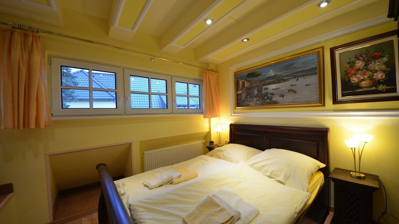 Photo of Bedroom in Gross Zicker
