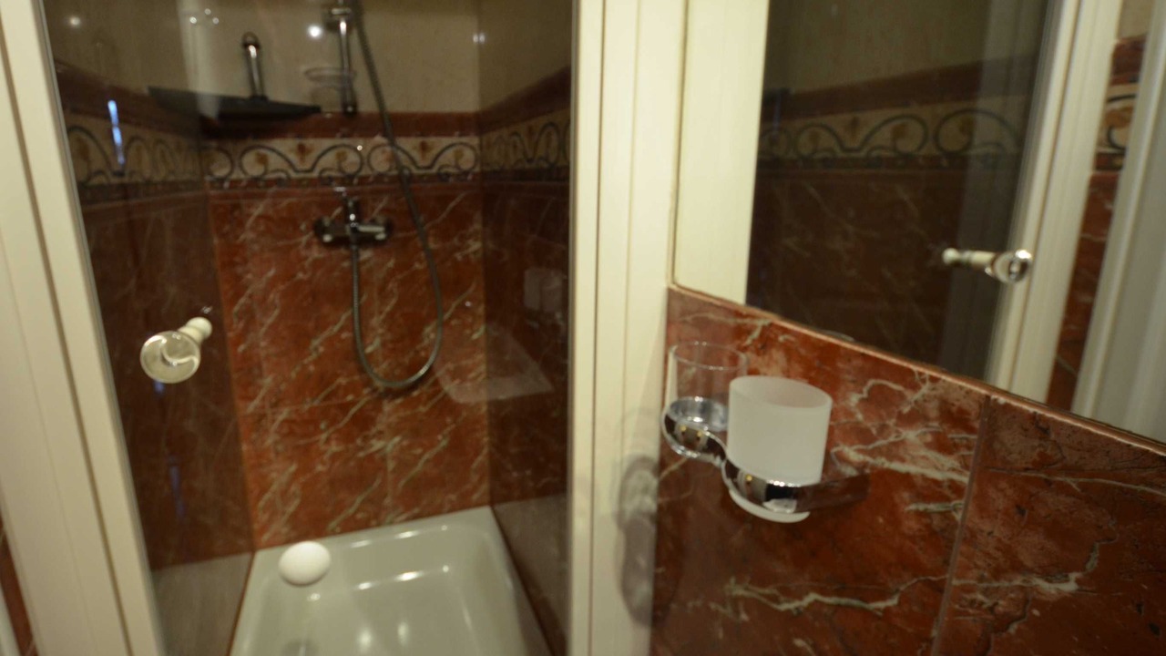 Photo of Bathroom in Gross Zicker