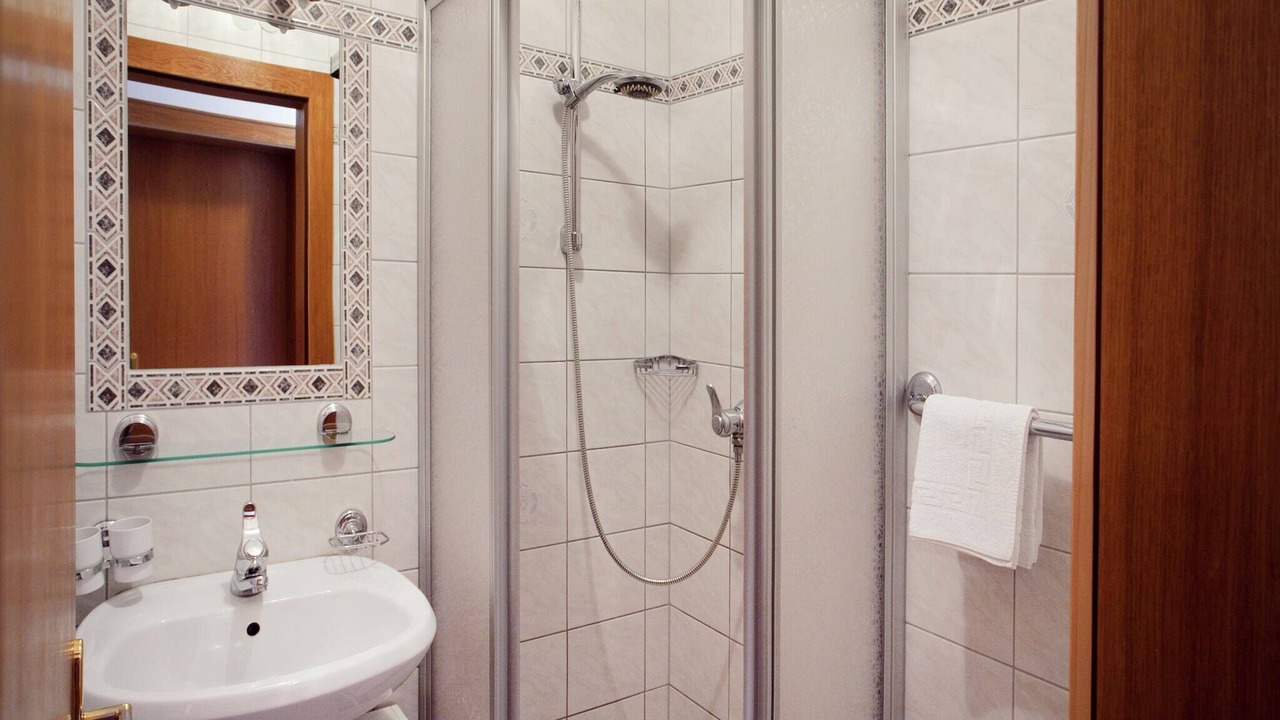Photo of Bathroom in Sautens