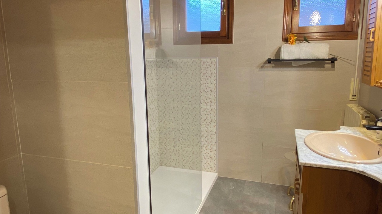 Photo of Bathroom in Olombrada