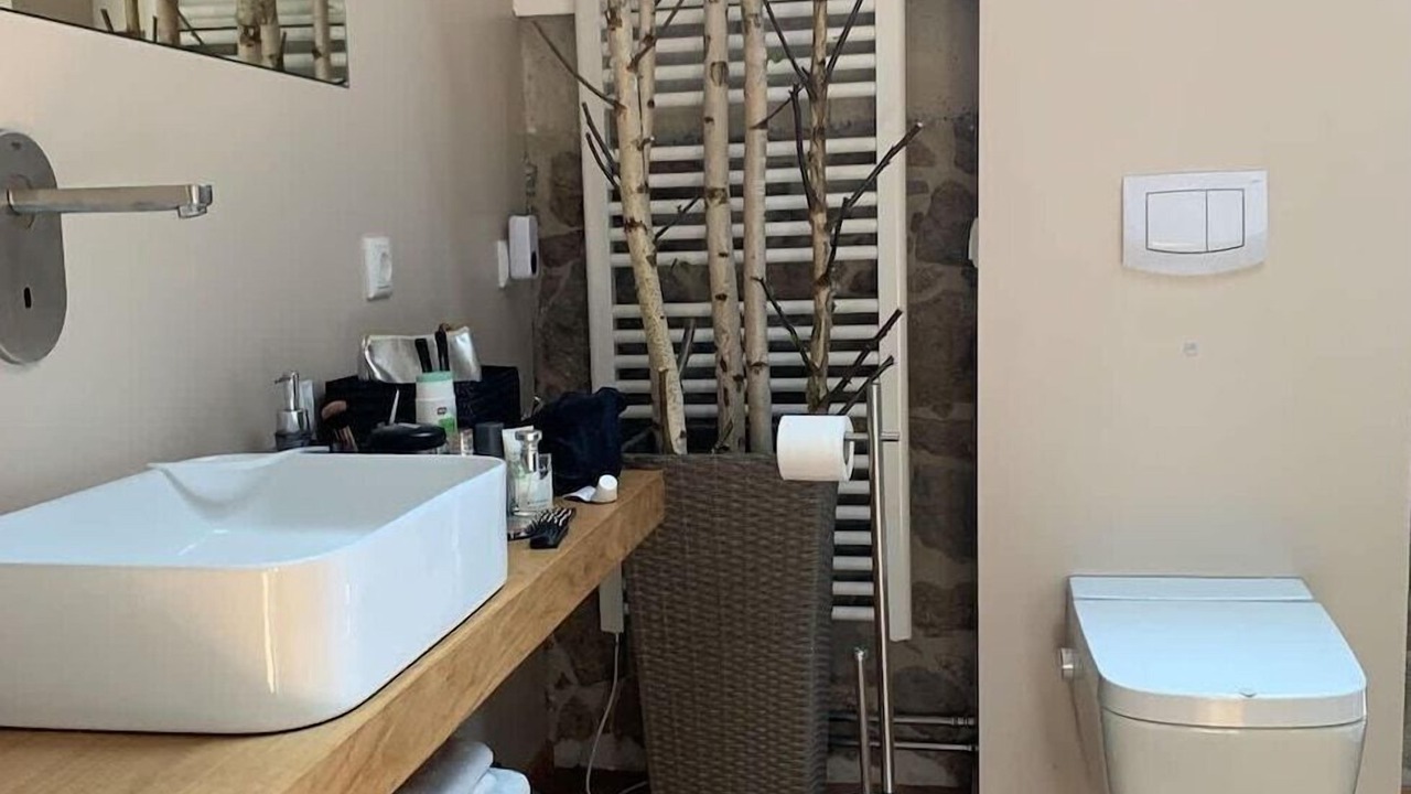 Photo of Bathroom in Buhlau