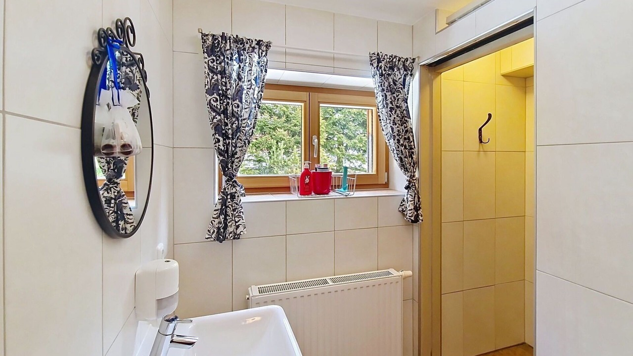 Photo of Bathroom in Navis