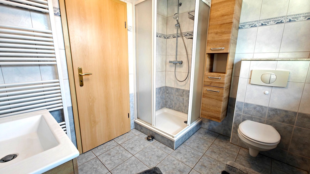 Photo of Bathroom in Neppermin