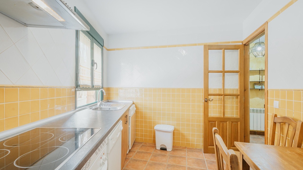 Photo of Kitchen in Ayllon