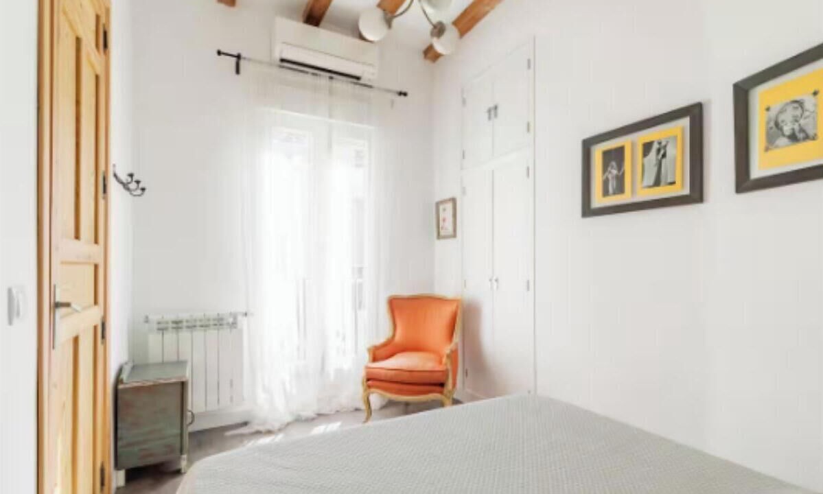 Photo of Bedroom in Embajadores