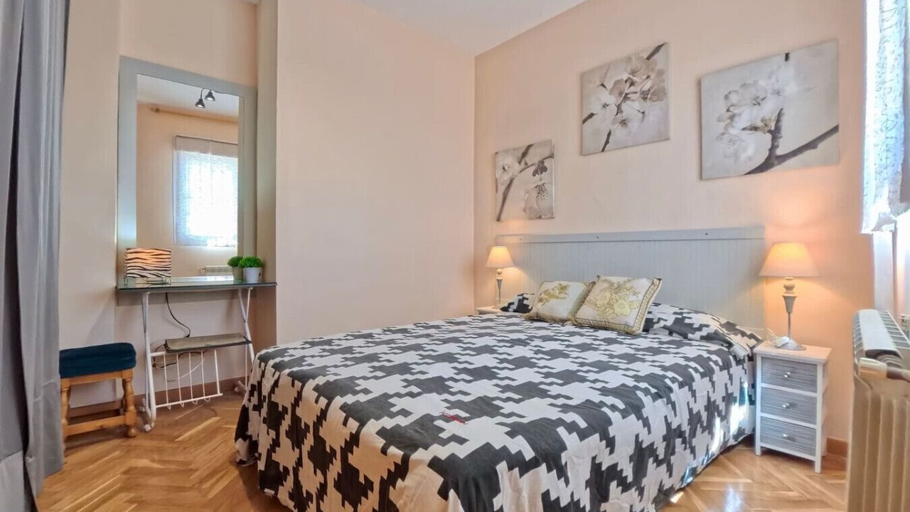 Photo of Bedroom in La Latina