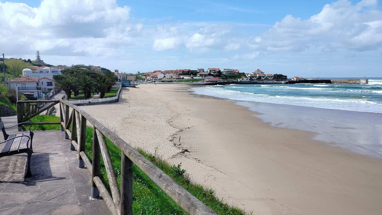 Photo of Others in Comillas