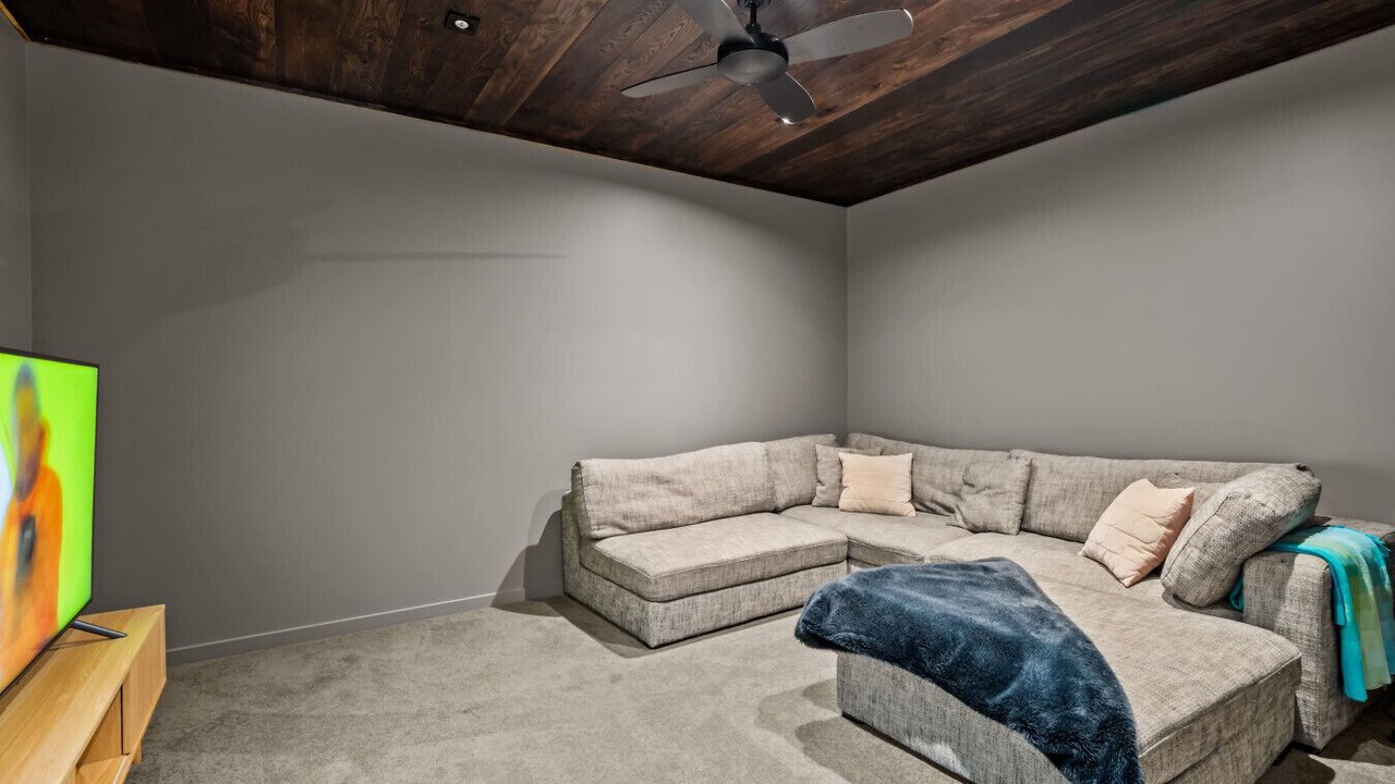 Photo of Livingroom in Jacks Point