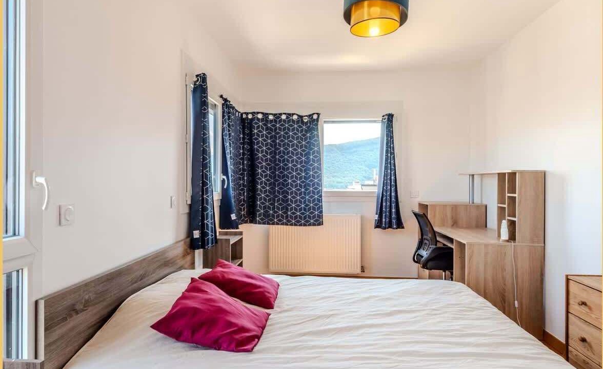 Photo of Bedroom in Ambilly