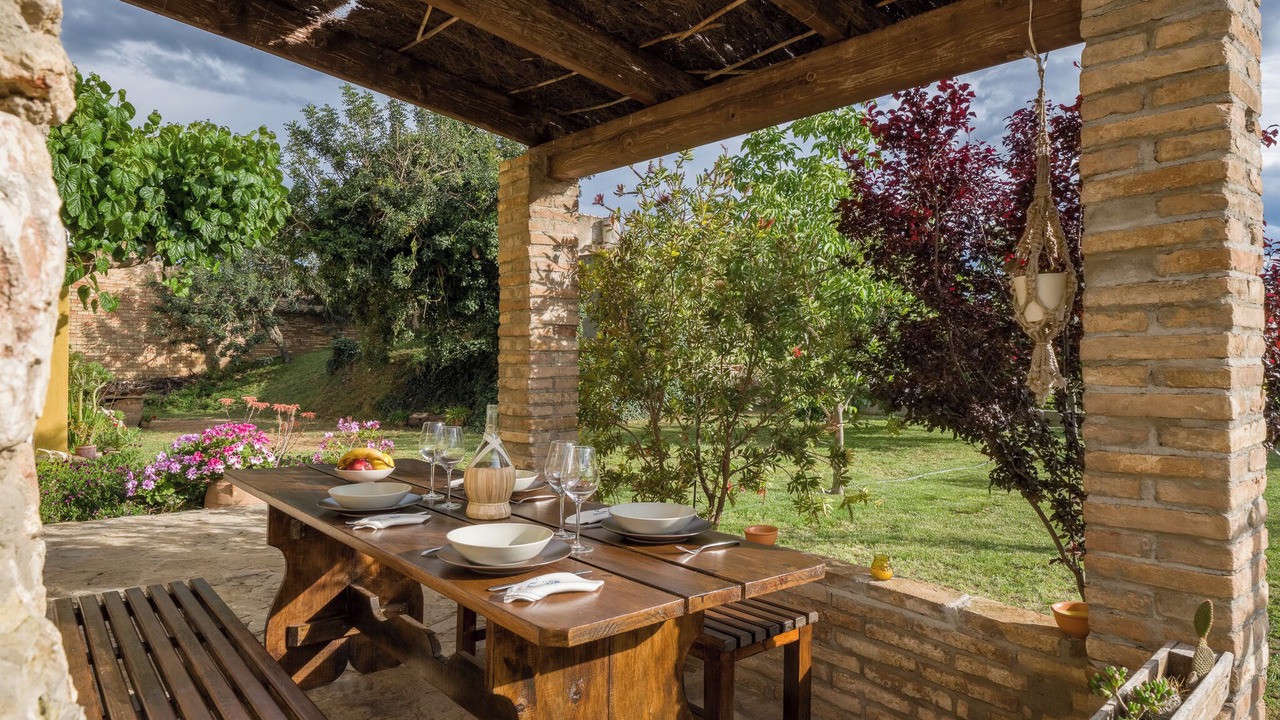 Photo of Outdoor in Tivenys