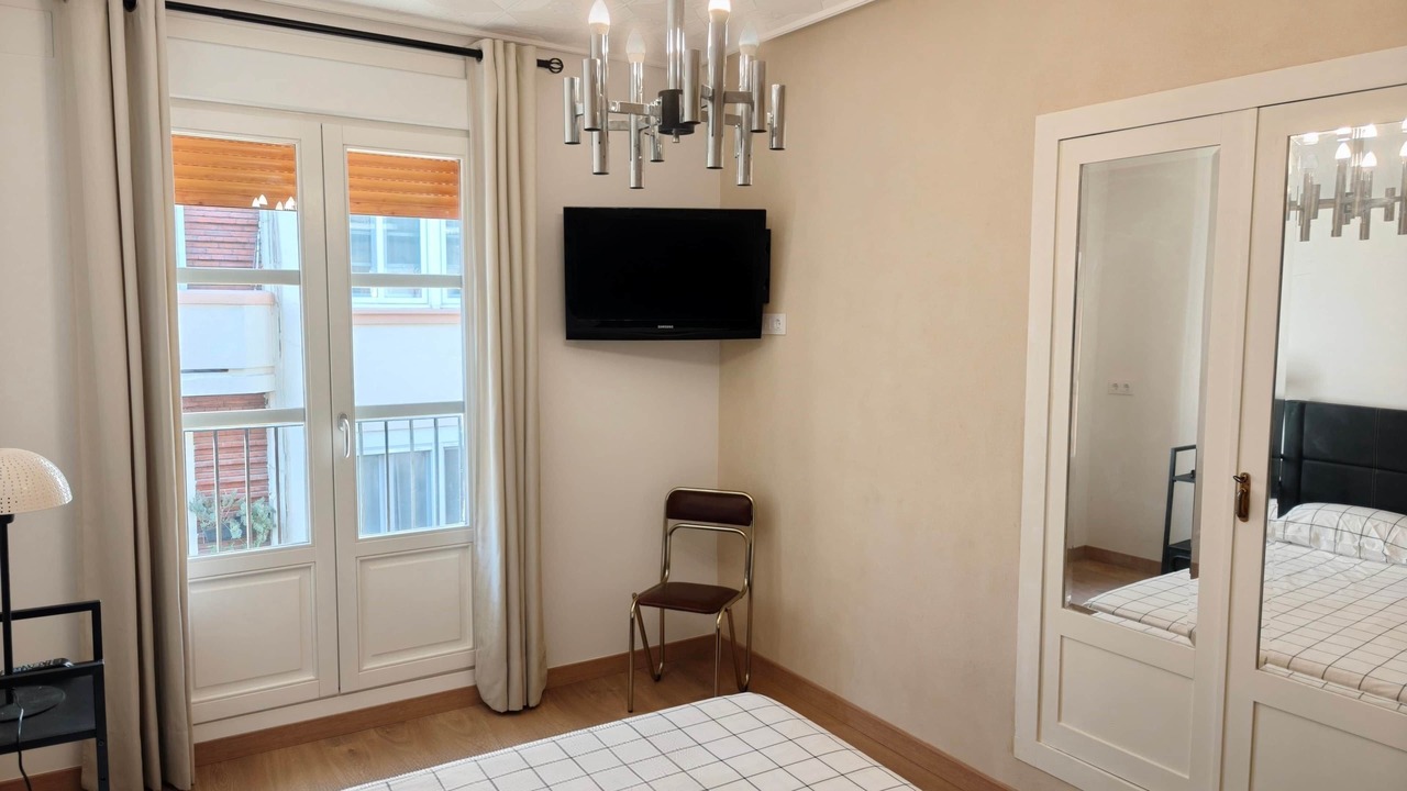 Photo of Bedroom in Zaragoza Old Town