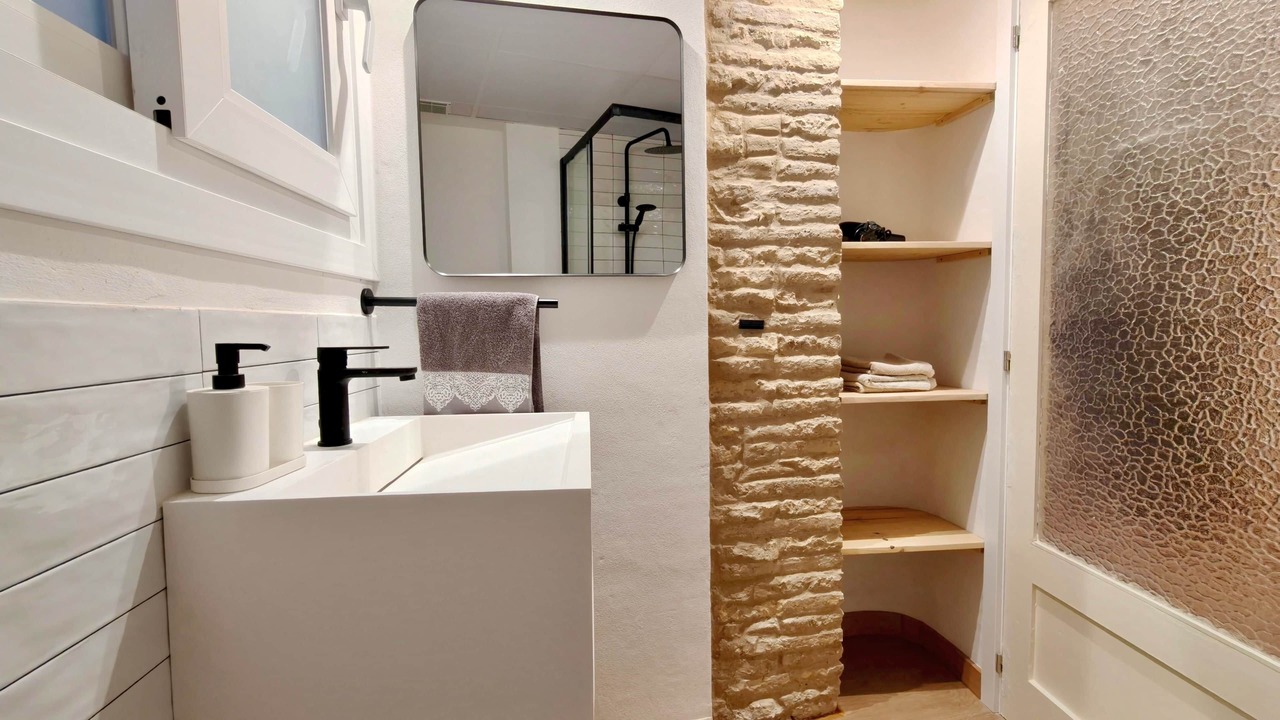 Photo of Bathroom in Zaragoza Old Town