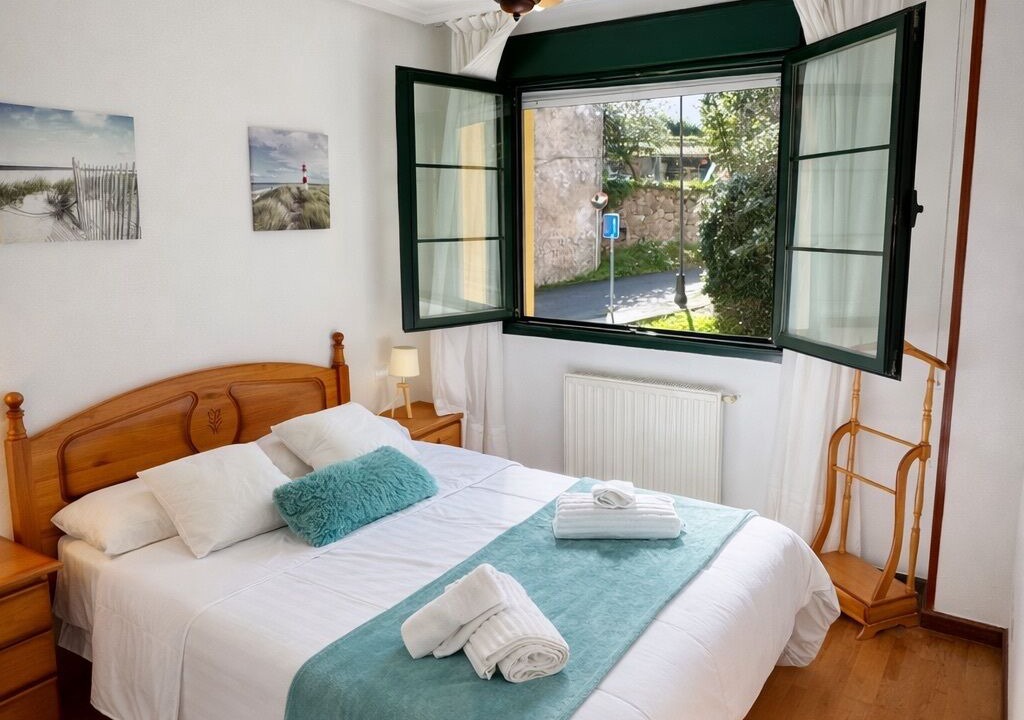 Photo of Bedroom in Llanes