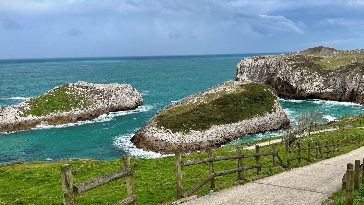 Photo of Others in Llanes