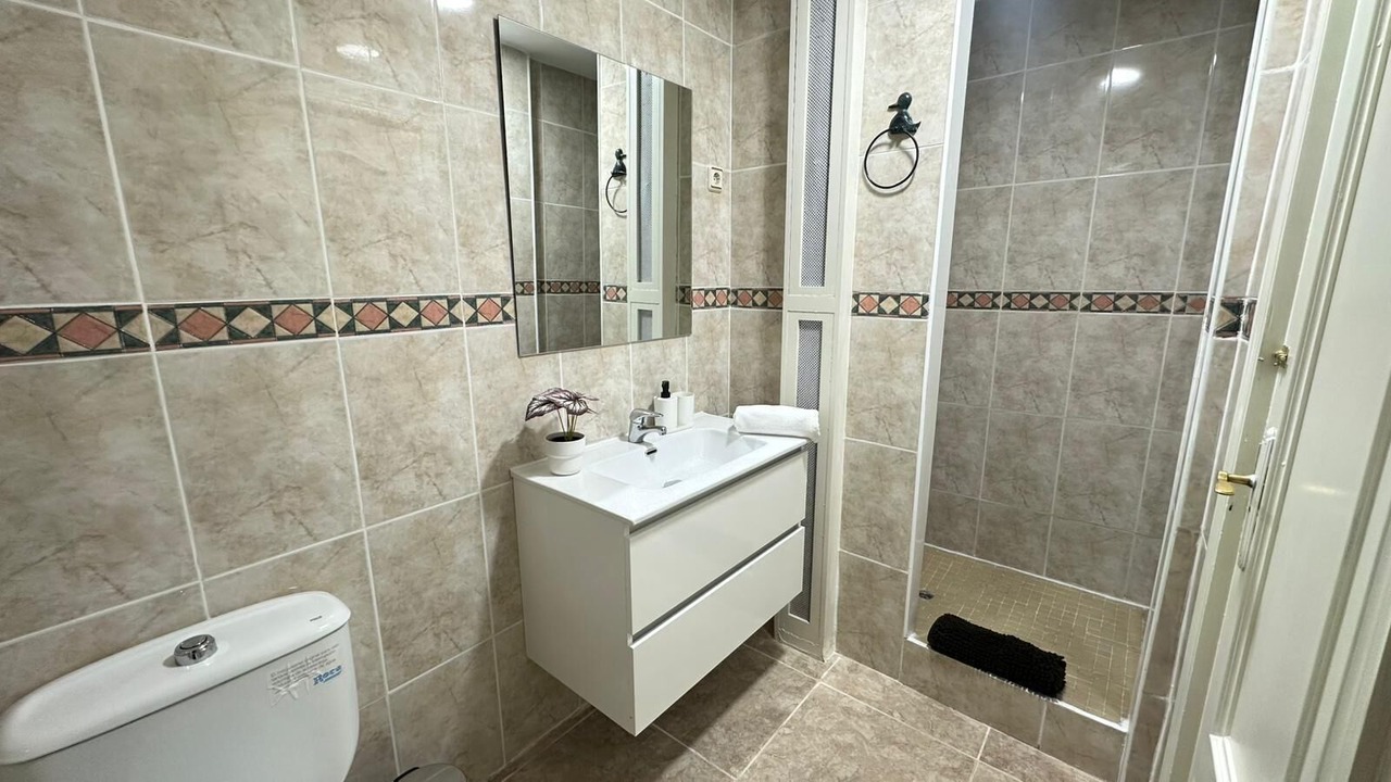 Photo of Bathroom in Lista