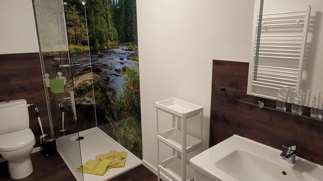 Photo of Bathroom in Lam