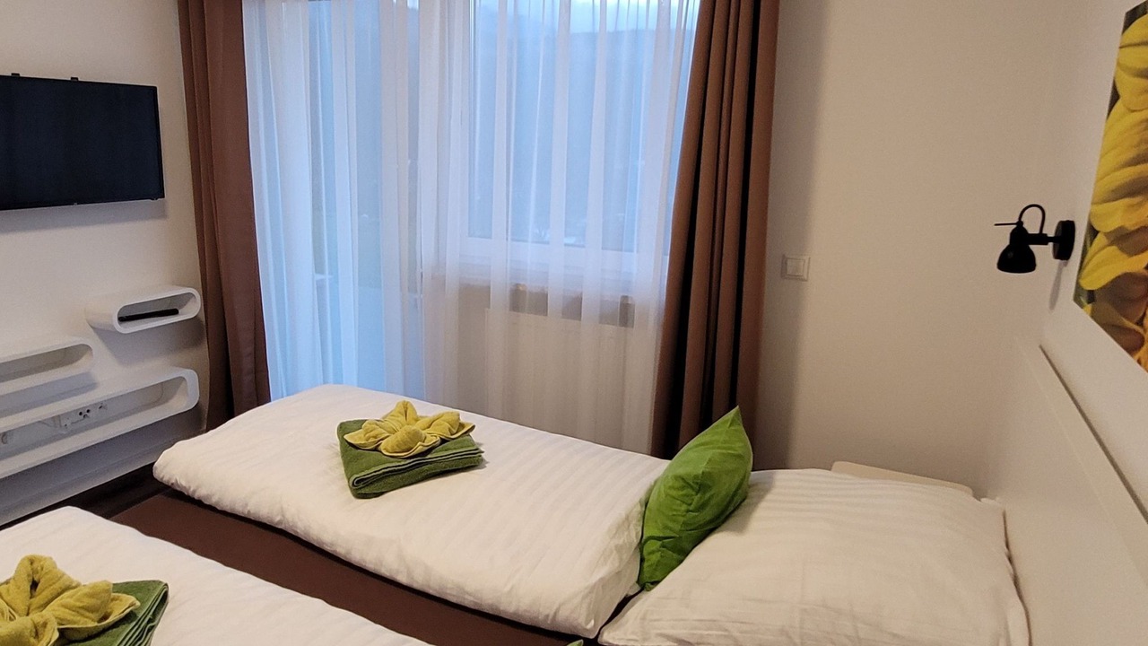 Photo of Bedroom in Lam