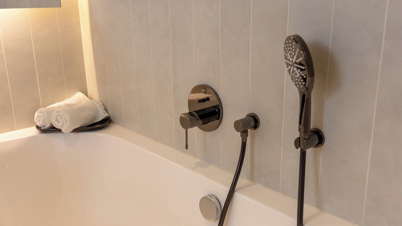 Photo of Bathroom in Volksgartenviertel