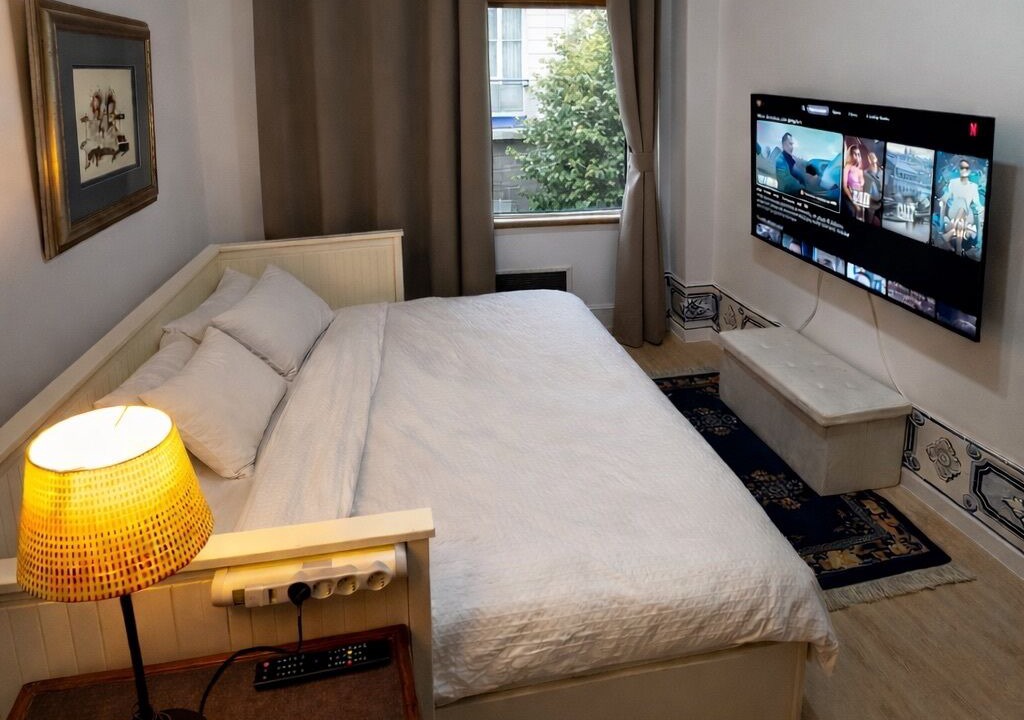 Photo of Bedroom in Queluz