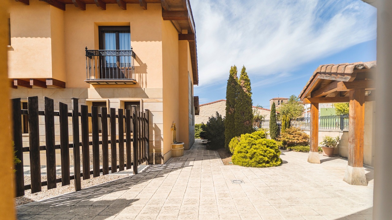 Photo of Outdoor in Espeja de San Marcelino