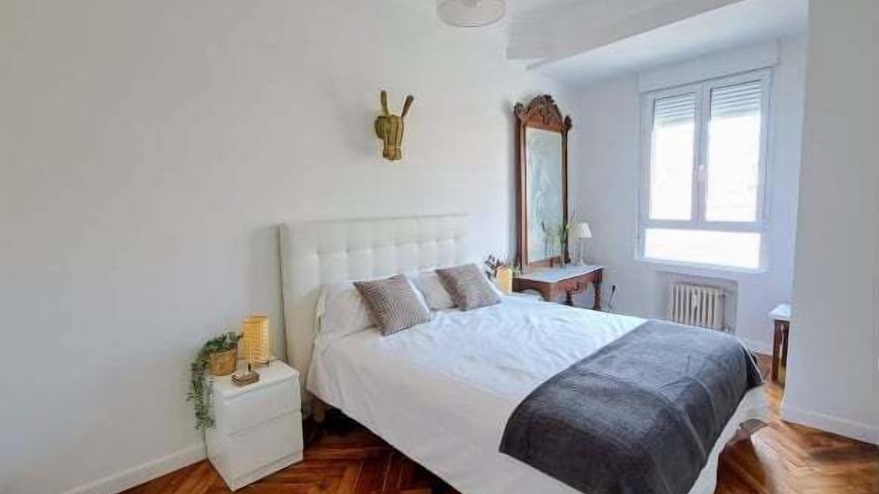Photo of Bedroom in Santander City Centre