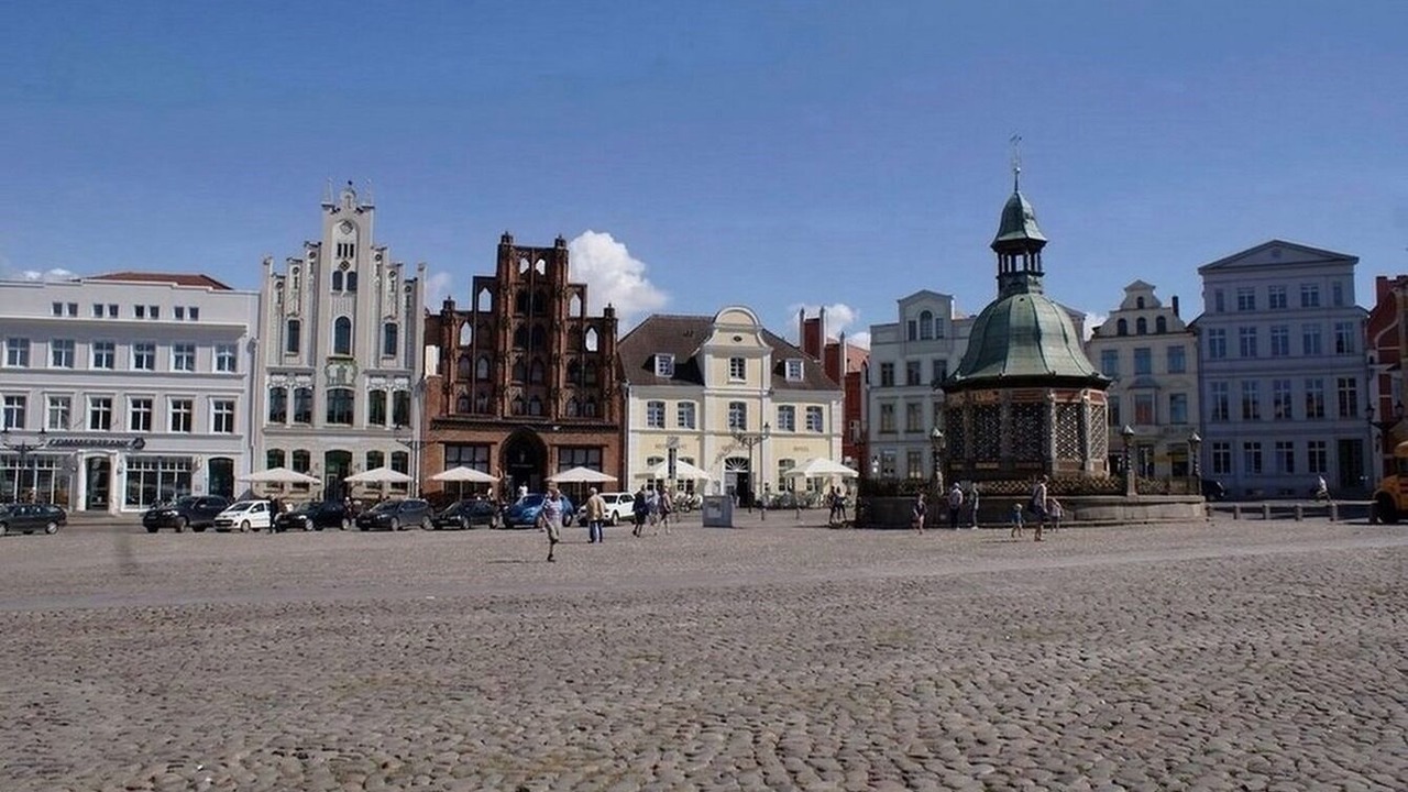 Photo of Others in Old Town