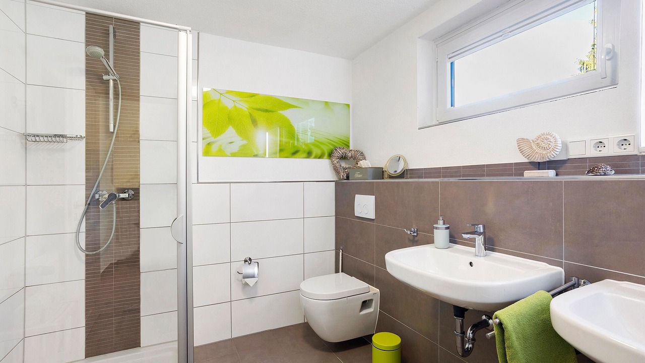 Photo of Bathroom in Moehnesee