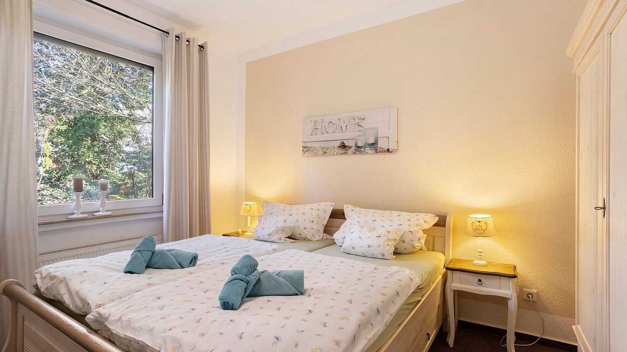 Photo of Bedroom in Moehnesee