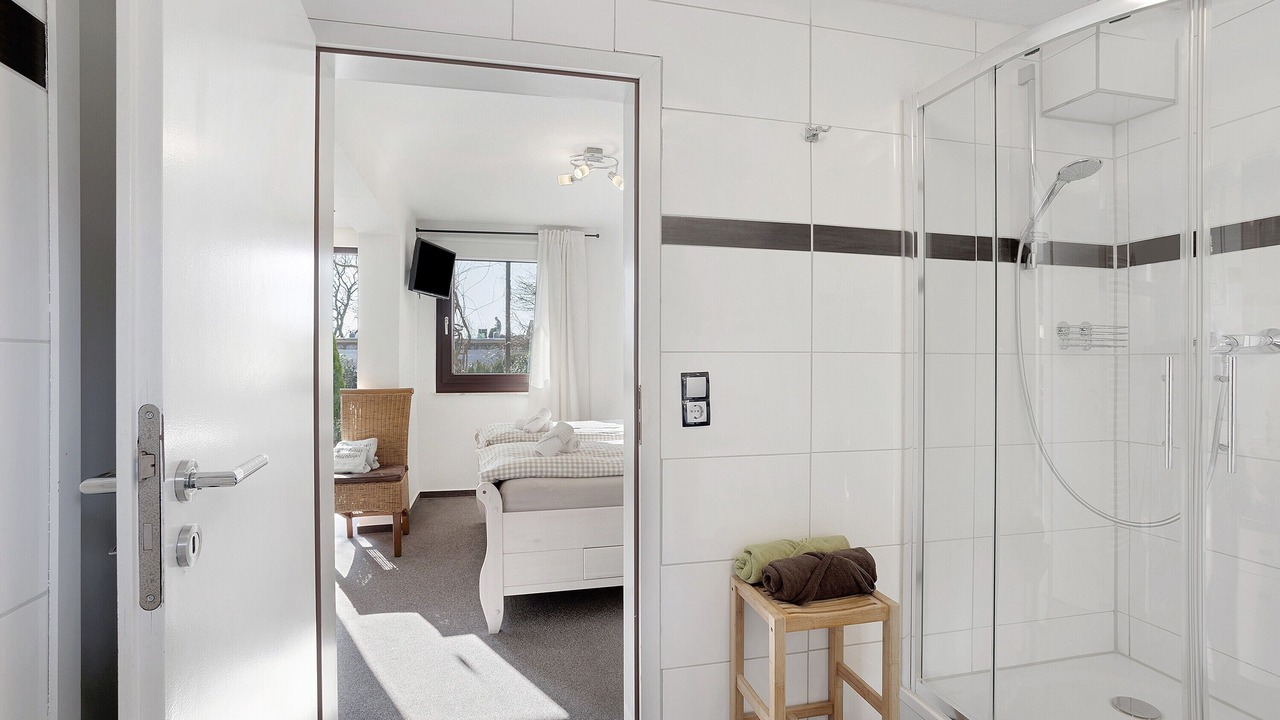 Photo of Bathroom in Moehnesee
