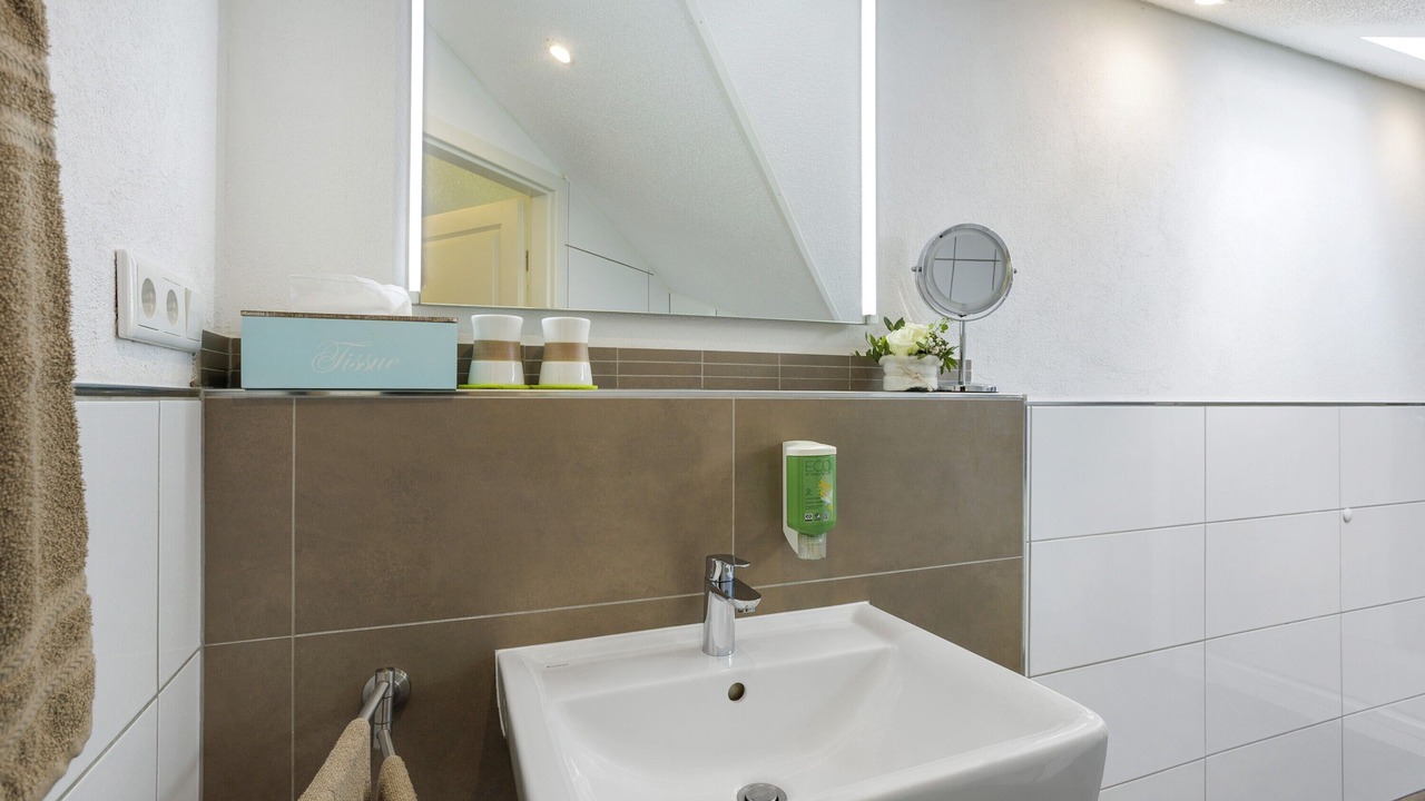 Photo of Bathroom in Moehnesee