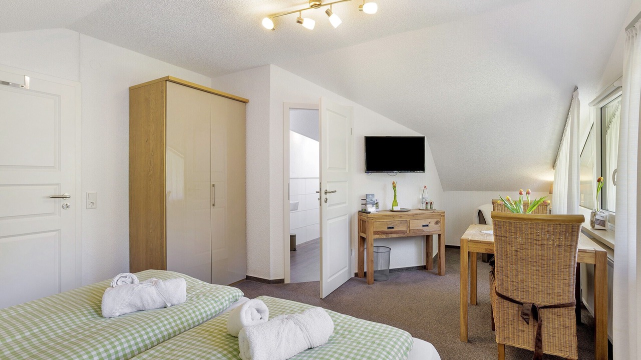 Photo of Bedroom in Moehnesee