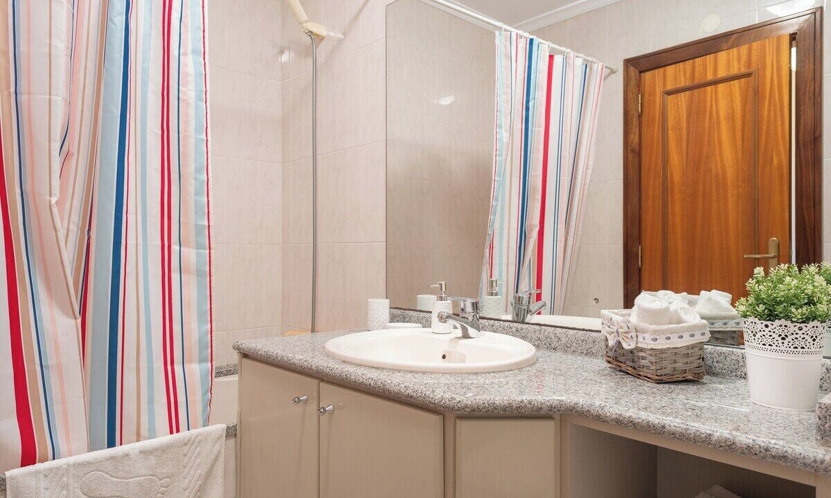 Photo of Bathroom in Furadouro