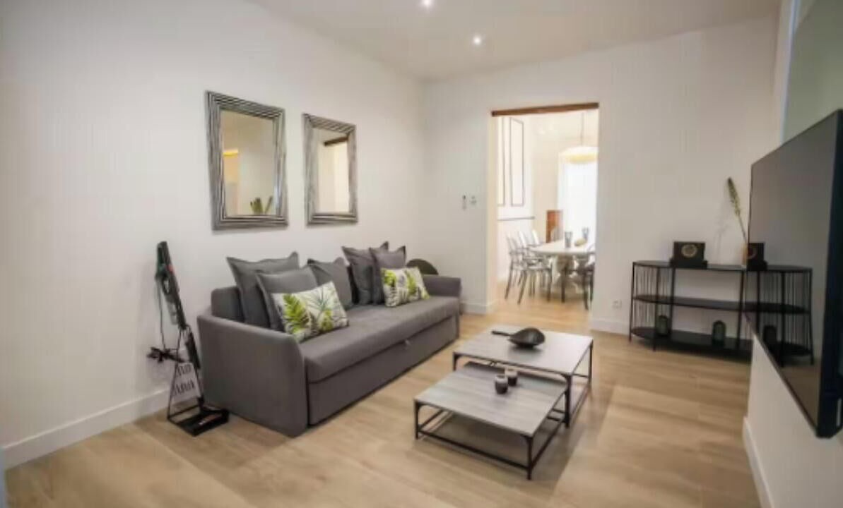 Photo of Livingroom in Embajadores