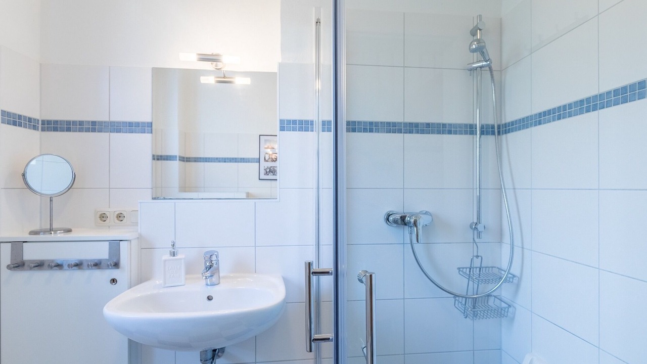 Photo of Bathroom in Gross Schwansee