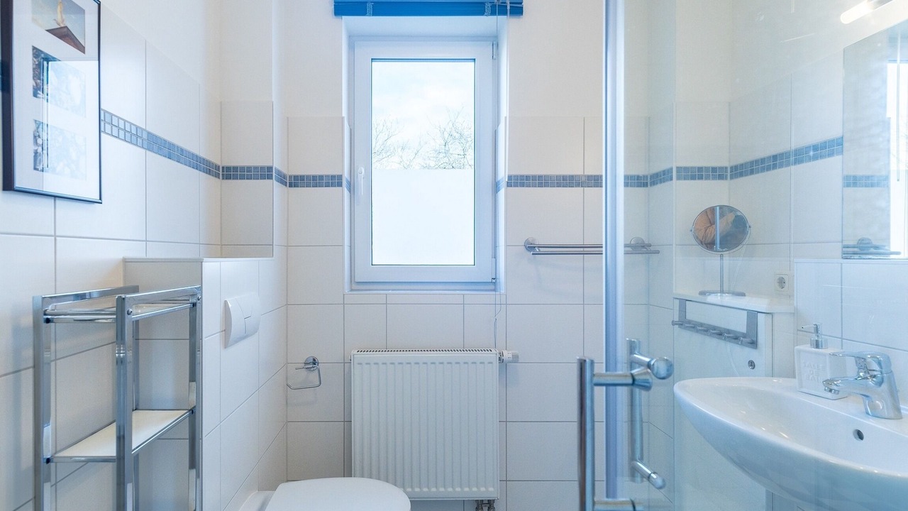 Photo of Bathroom in Gross Schwansee