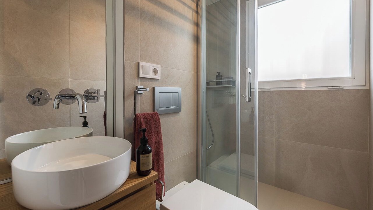 Photo of Bathroom in Recoletos